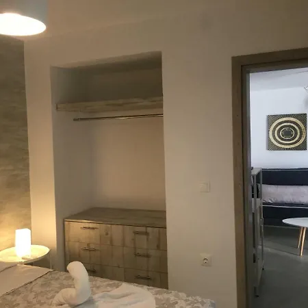 公寓 Villakia Katerina 利普西島